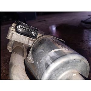 Audi A4 B8 Első Ablaktörlő Motor + Első Ablaktörlő Mechanika