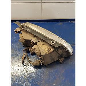 Volkswagen Passat B5 96-00 Bal Első Lámpa / Fényszóró