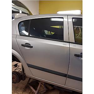 Opel Astra H Jobb Hátsó Ajtó