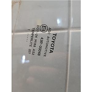 Toyota Yaris 10-20 Jobb Hátsó Lejáró Ablaküveg