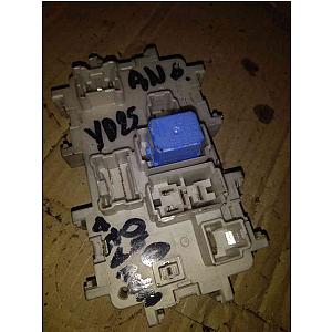 Nissan Navara D40 Biztosítéktábla / Relé Tábla