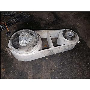 Ford Mondeo III Hátsó Motortartó Bak