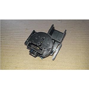 Opel Corsa C Elektromos Gyújtáskapcsoló Betét