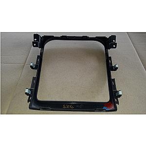 Suzuki SX4 Középkonzol Keret
