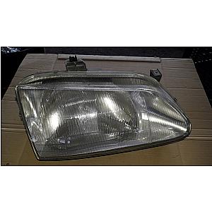 Renault Scenic Jobb Első Lámpa / Fényszóró