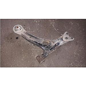 Toyota Avensis Jobb Első Lengőkar