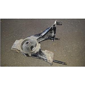 Toyota Avensis Tartó Bak