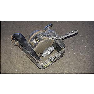 Toyota Avensis Tartó Bak