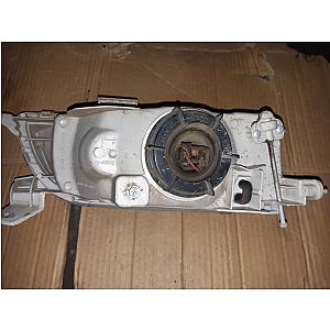 Toyota Corolla E10 95-00 Bal Első Lámpa / Fényszóró